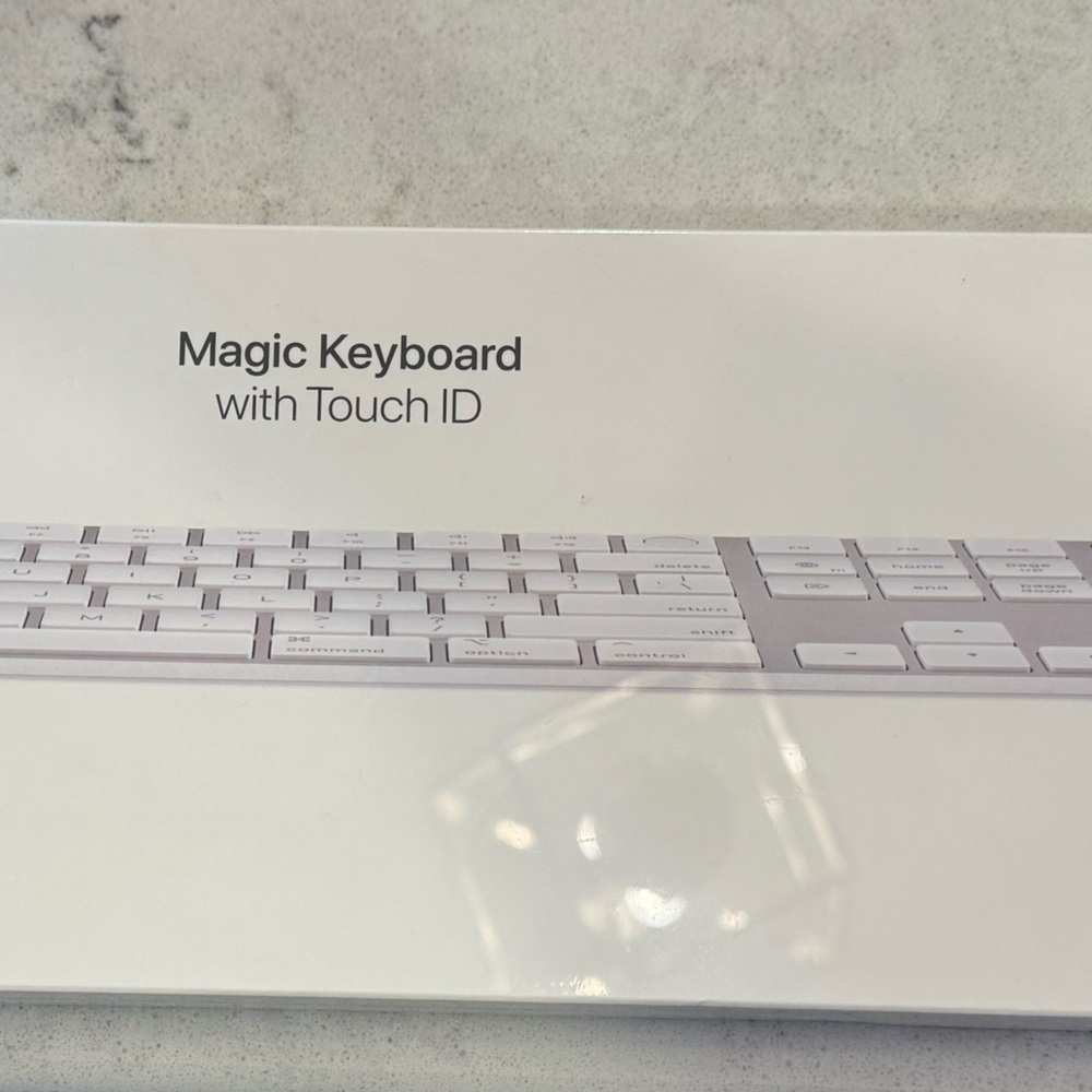 Brand new!! Apple Magic Keyboard with Touch ID and Numeric Keypad (full size)